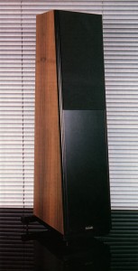 HiFiReview_Nov89_ApexEla_Photo2 Royd Apex